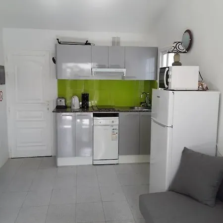 Holiday home Tres Beau Bungalow,jardin Tropical, Renovation Ete 2020 *